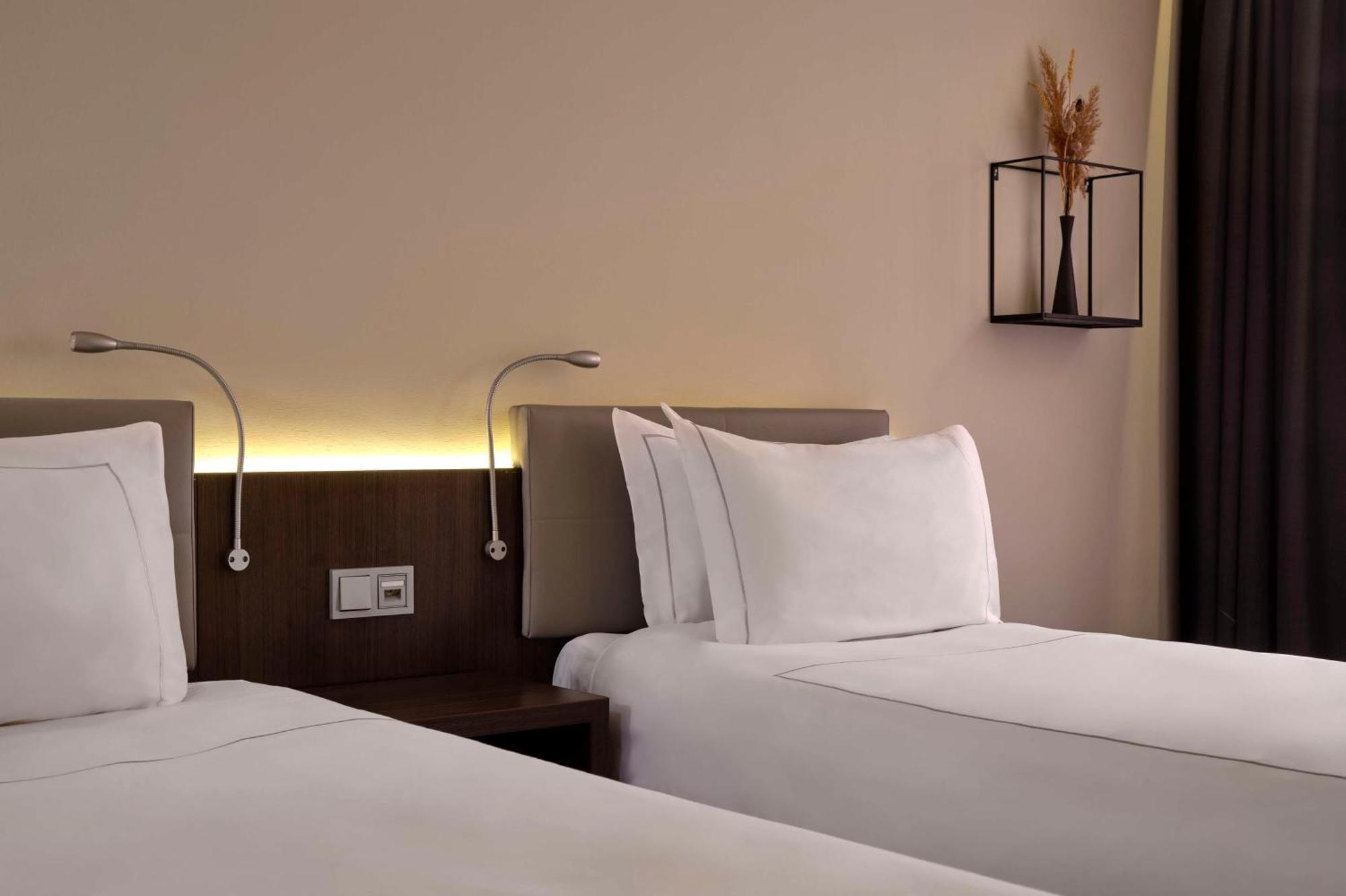 Park Plaza Eindhoven Hotel Exterior photo