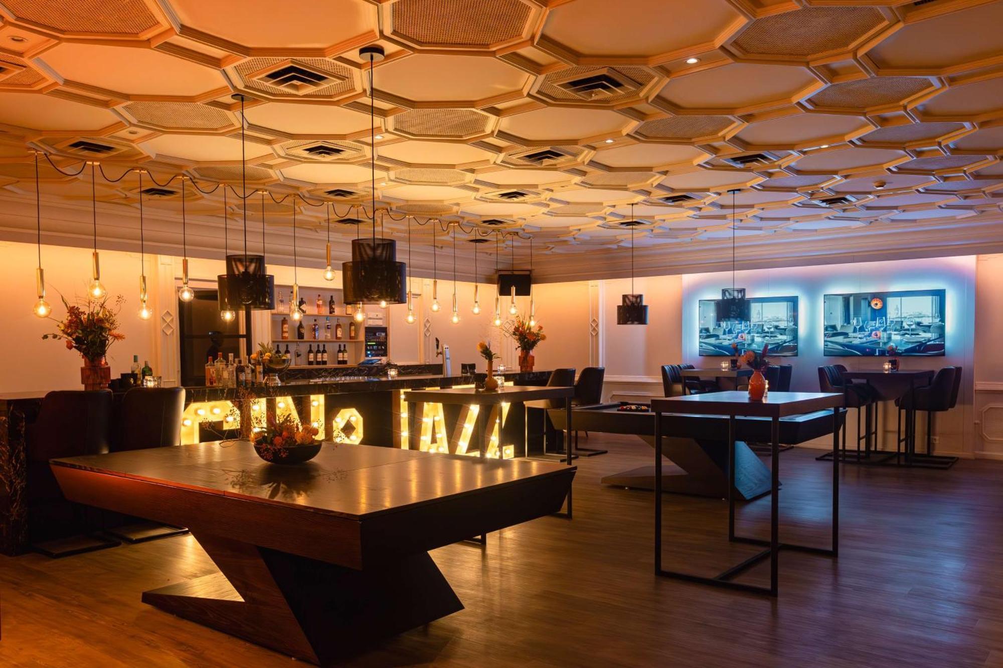 Park Plaza Eindhoven Hotel Exterior photo